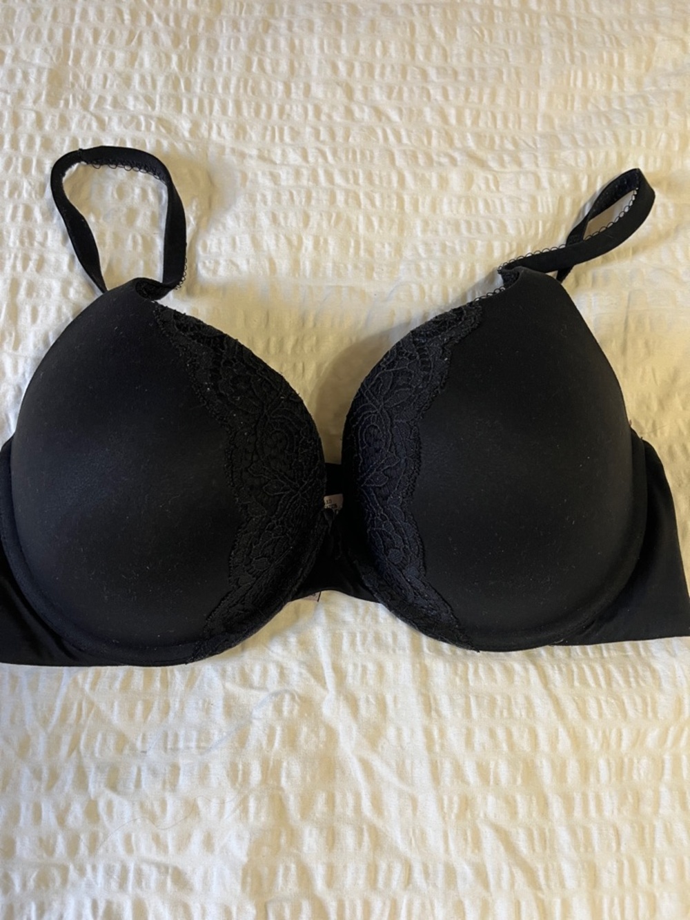 BOGO FREE Victoria’s Secret Body By Victoria Underwire VS Bra Bundle 38C - Picture 3 of 12